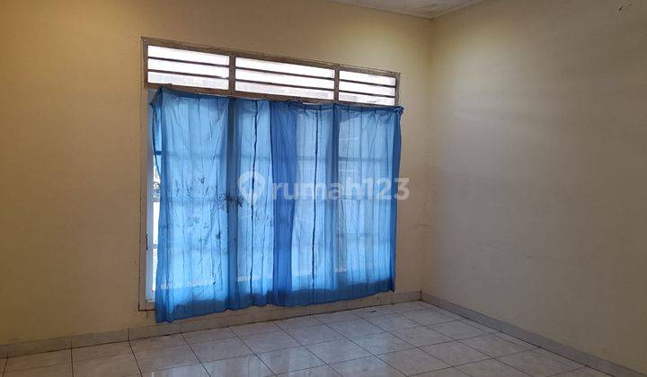 Rumah disewakan di Bidara Cina Otista  2
