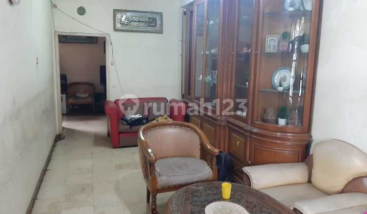 Rumah Dijual Lokasi Kebon Jeruk Jakbar