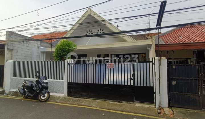 Rumah Disewakan di Bukit Duri Tebet Jaksel