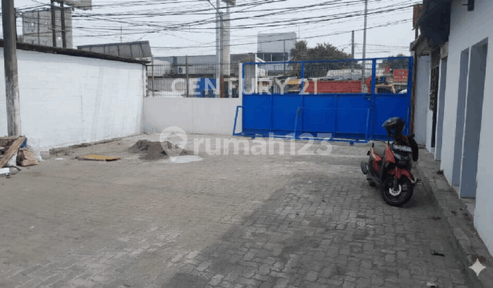 Warehouse for Rent Ready to Use in Agus Salim, Bekasi.