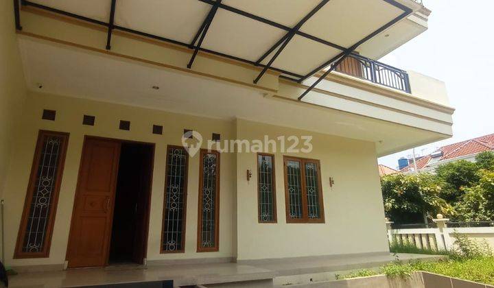 Disewakan Murah Rumah 2 Lantai Posisi Hook di Cluster Camar, PIK, Jakarta Utara 1