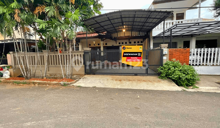 Disewakan Rumah Terawat Siap Huni, Jakarta Timur