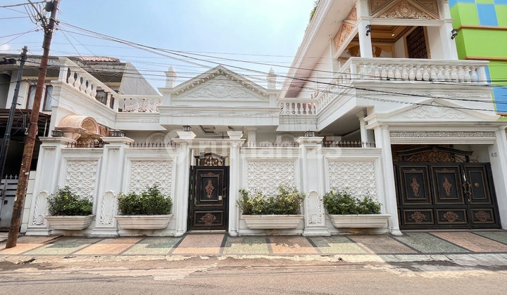 2-Storey Luxury House for Sale Plus Swimming Pool