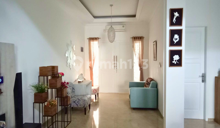 Dijual Rumah Full Furnished Terawat tinggal bawa Koper di Bekasi 2