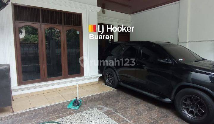 Di Sewakan Rumah 2 Lantai Semi Furnished Di Pondok Kelapa 2