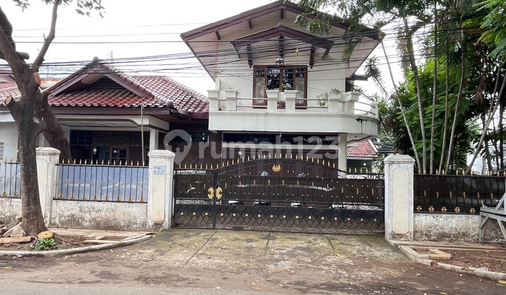 Dijual Rumah Hook Strategis, Harga terbaik di Pondok Kelapa