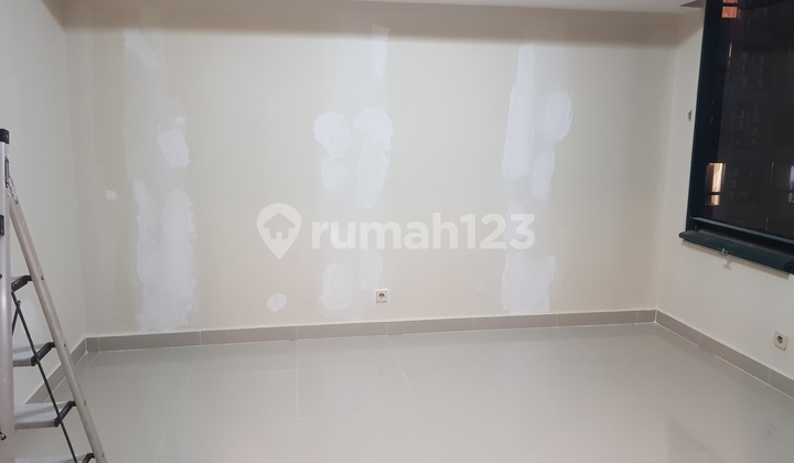 For sale Taman Anggrek condominium apartment 3 bedrooms area 146m2 2