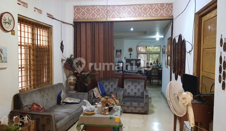 Dijual Rumah Kebembem Pisangan Timur sebelah Indomaret Jalan sangat lebar 2