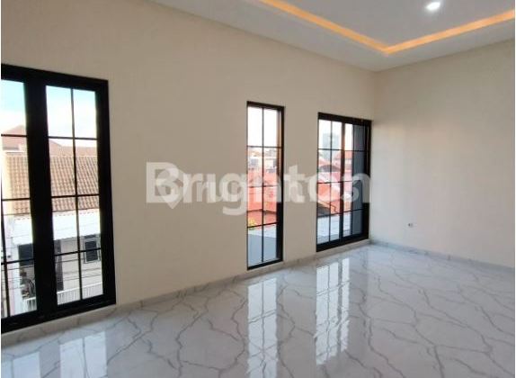 New Scandinavian Modern House in Mulyosari Utara New Scandinavian Modern House in Mulyosari Utara