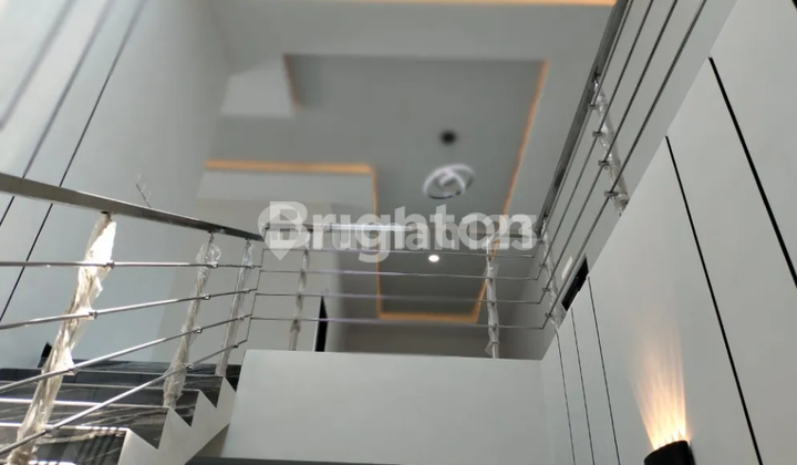 RUMAH MEWAH BARU GRESS LOKASI STRATEGIS LINGUNGAN EKSKLUSIF ARAYA MALANG 2