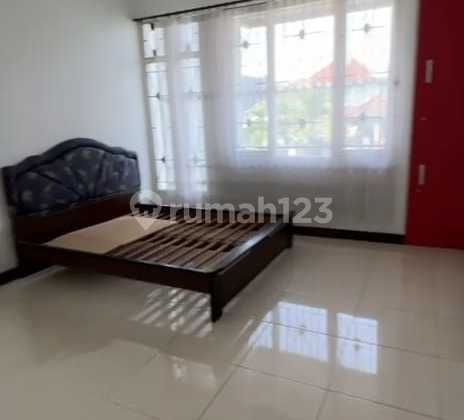 Rumah 2 Lantai Terawat Siap Huni Cluster Golf Araya Malang 2