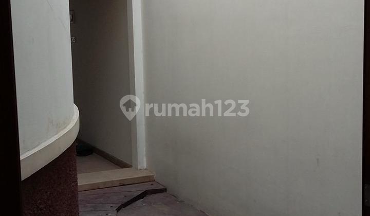 Rumah Mewah Full Furnish Diperumahan Elit Istana Dieng Raya Kota Malang 2