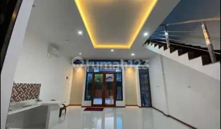 For Sale Minimalist House Tebet 3 Floors 6X15 Cheap Good Price 3.35B