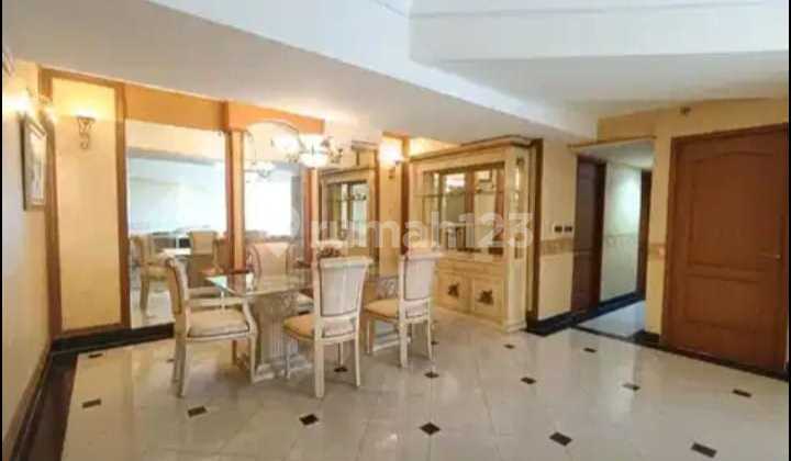 Dijual Condominium Taman Anggrek 3Br Furnish 146M2 Harga2,6M Nego