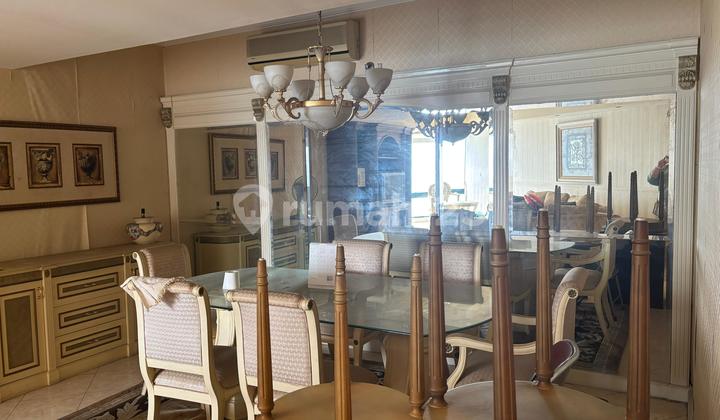 Dijual Apt Taman Anggrek Condominium 146M2 3Br Murah Furnish 3,2M