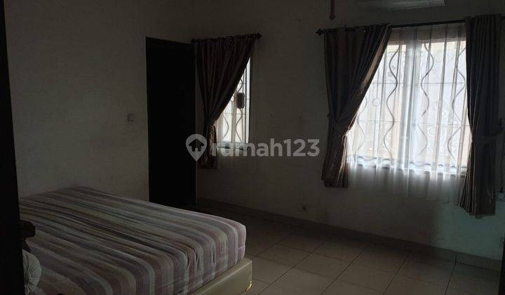 Dijual Rumah Mewah Furnished di Kebun Jeruk Jakarta Barat 2