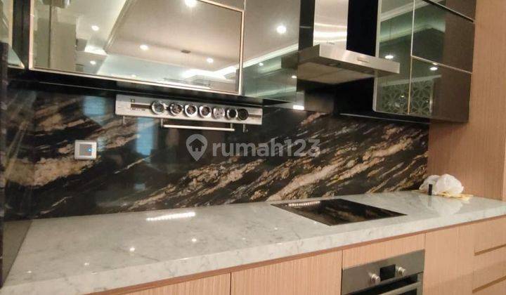 Dijual Rumah Keren Siap Huni di Amerika Latin Green Lake 2