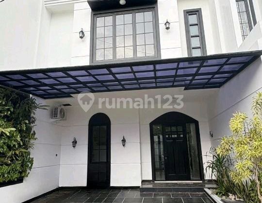 Ada Private Pool Rumah Cantik Brand New di Joglo Ada Private Pool Rumah Cantik Brand New di Joglo