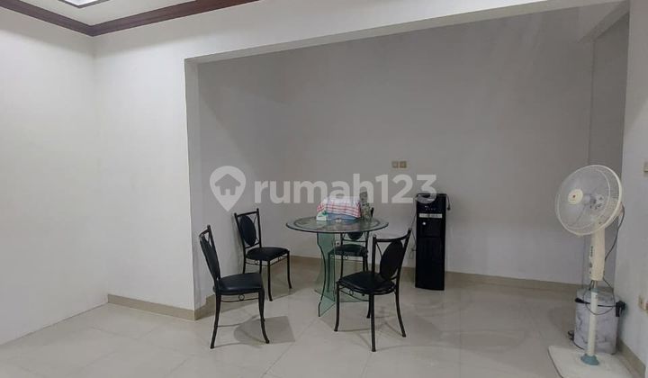 Murah Lebar 8 Rumah 2 Lantai Lebar 8 di Kosambi Baru Jakarta Barat