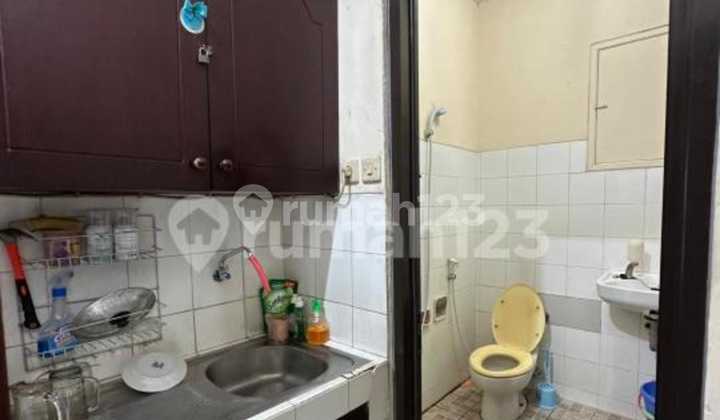 4-Storey Shop House in Menteng Dalam, South Jakarta, Strategic Location, Negotiable Price 2