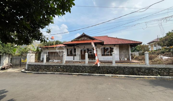 For Sale Spacious House in Dae Ciputat, Tangsel For Sale Spacious House in Dae Ciputat, Tangsel