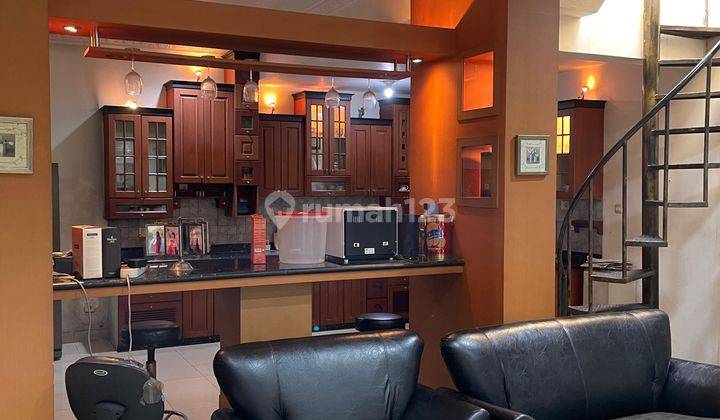 Rumah Semi Furnish di Taman Semanan Indah Jakarta Barat Lokasi Strategis  2