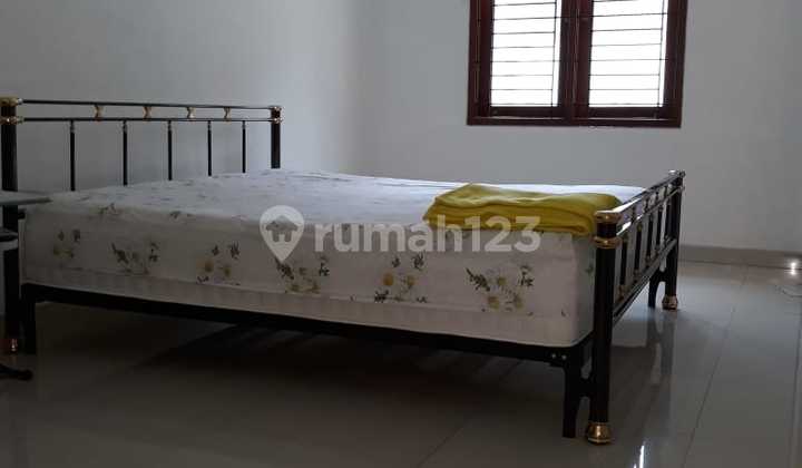 Dijual Rumah Di Taman Ratu Siap Huni 3,5 Lantai  2