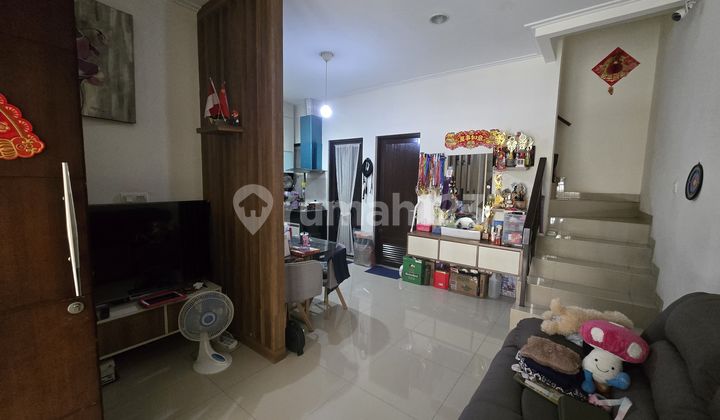 Rumah Bagus dan Siap Huni di Green Village Cipondoh Tangerang 2