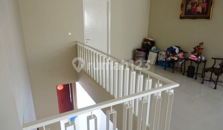 Rumah Bagus 2 Lantai di Cluster Sutera Victoria 2 di Alam Sutera