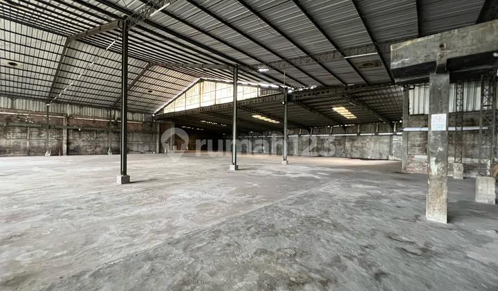 Warehouse in Cipondoh KH Hasyim Ashari Tangerang Strategic Warehouse in Cipondoh KH Hasyim Ashari Tangerang Strategic