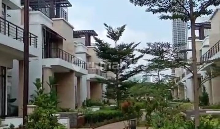 DIjual Town House Royalton Kemayoran Sangat Strategis SIap Huni FF DIjual Town House Royalton Kemayoran Sangat Strategis SIap Huni FF