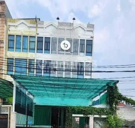 For Rent 4-Storey Row House in Sunter 9X26