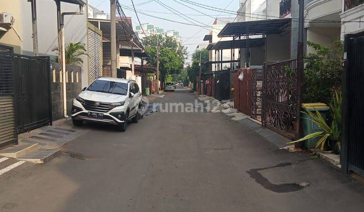 Dijual Rumah 2.5 Lantai Gading Nias Tgl Bawa Koper Siap Huni 2