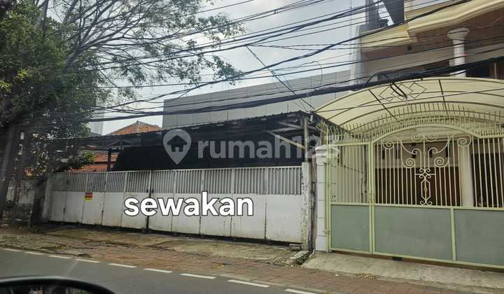 Cawang Main Road Suitable for Business or Warehouse Cawang Main Road Suitable for Business or Warehouse