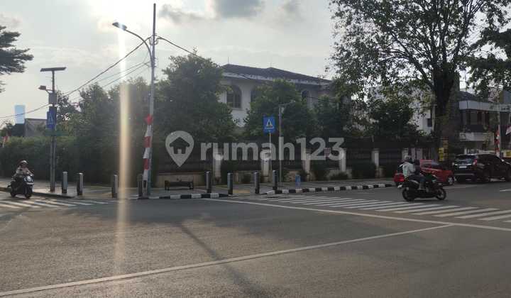 Rumah Besar Velodrome Disewakan Cocok untuk Usaha