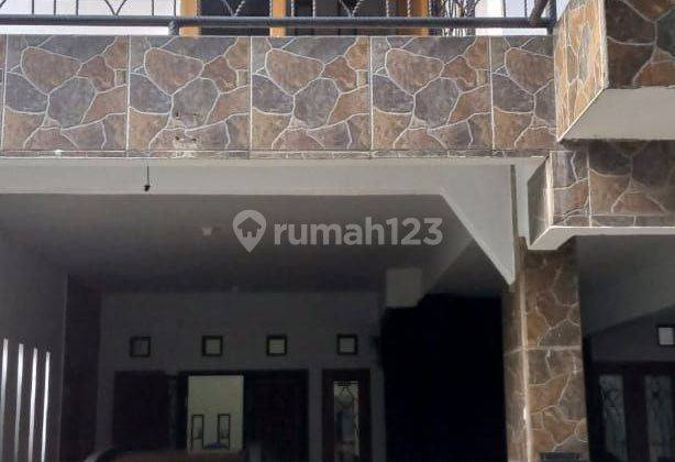 Rumah 2 Lantai Bagus di Arcamanik, Bandung 1