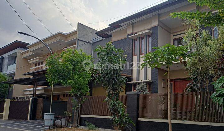 Rumah 2 Lantai Bagus SHM di Batununggal, Bandung 1