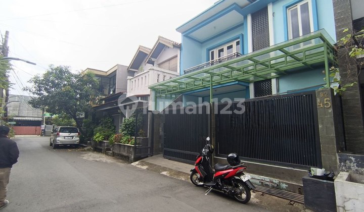 Rumah Terawat Siap Huni 2 Lantai Full Furnished Di Margahayu