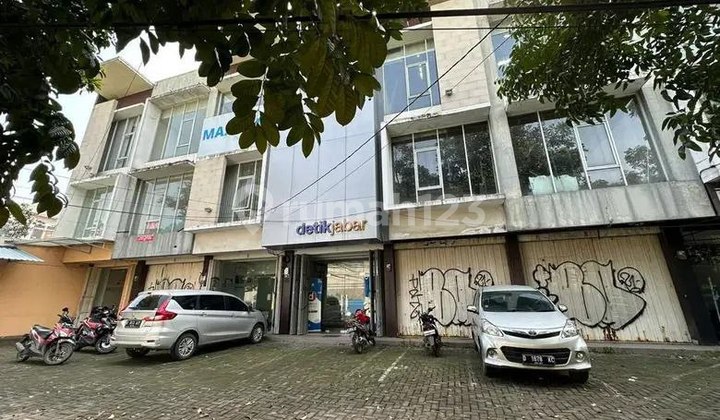 Ruko 3 Lantai Di Sayap Ahmad Yani Bandung Ruko 3 Lantai Di Sayap Ahmad Yani Bandung