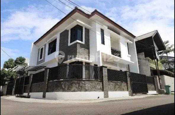Rumah Hook 2 Lantai Minimalis Siap Huni Di Buahbatu