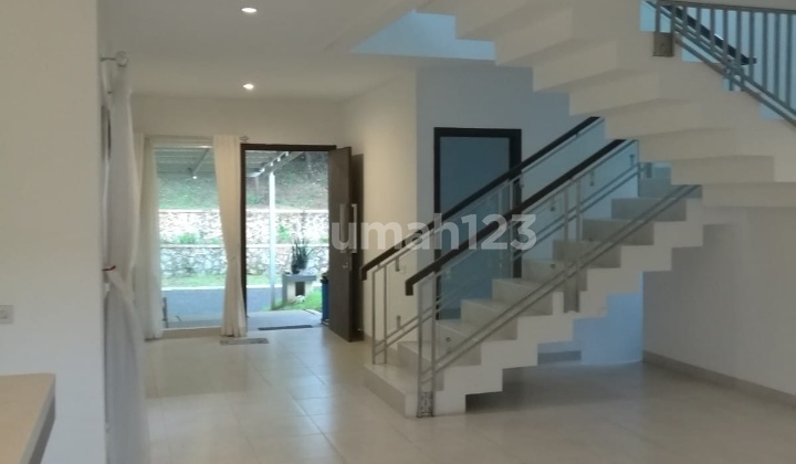 Premium House In Bsd City 2