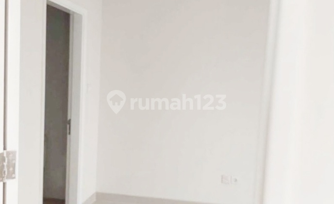 Ready-to-Live 2-Story House with 3 AC Units Bonus Near Gading Serpong Culinary Center