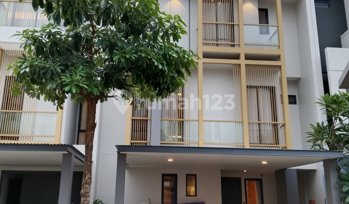 Beautiful 3-Story Japanese-Style House in BSD City