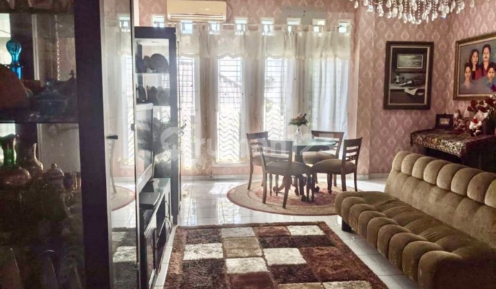 Rumah Untuk Keluarga Besar Di Bsd City 2