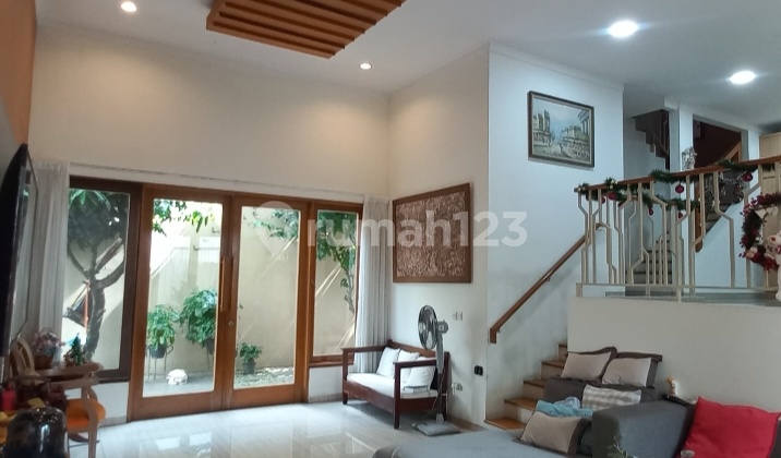 Rumah Semi Furnished Siap Huni Dekat Pasar Modern Bsd