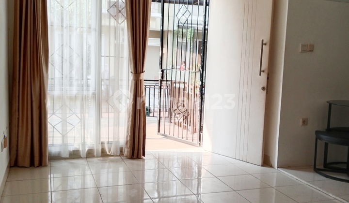 Rumah Sewa 2 Lantai Di Gading Serpong 2