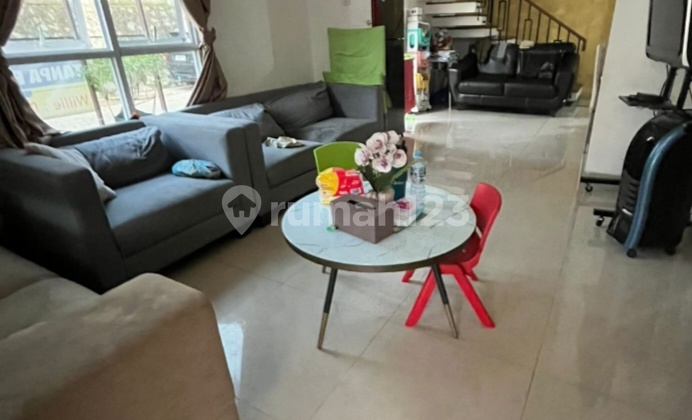 Rumah 2 Lantai Dekat Tol Karawaci