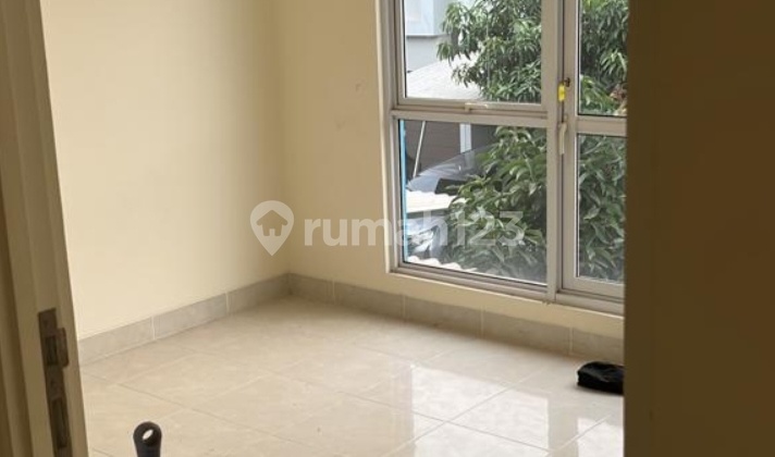 Rumah Compact 2 Lantai Semi Furnished Untuk Millenial 2