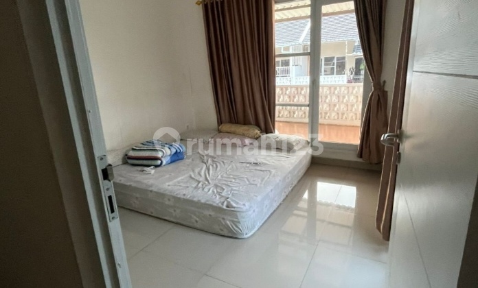 2-Story House Near Karawaci Toll Road 2