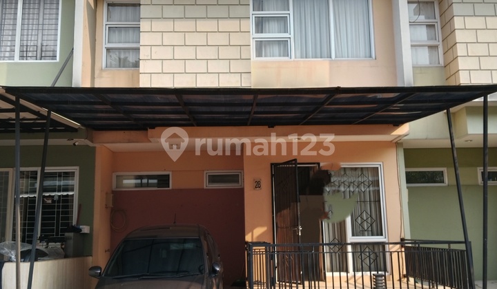 2-Story House for Rent in Gading Serpong 2-Story House for Rent in Gading Serpong